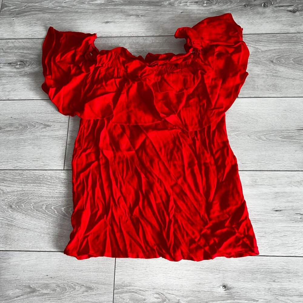 Flynn Skye Red Ruffle Button Front Rayon Top Women's Small S - Picture 2 of 4
